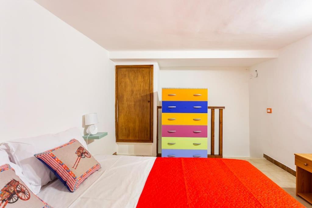 Nonna Lina Apartment Palermo Bagian luar foto