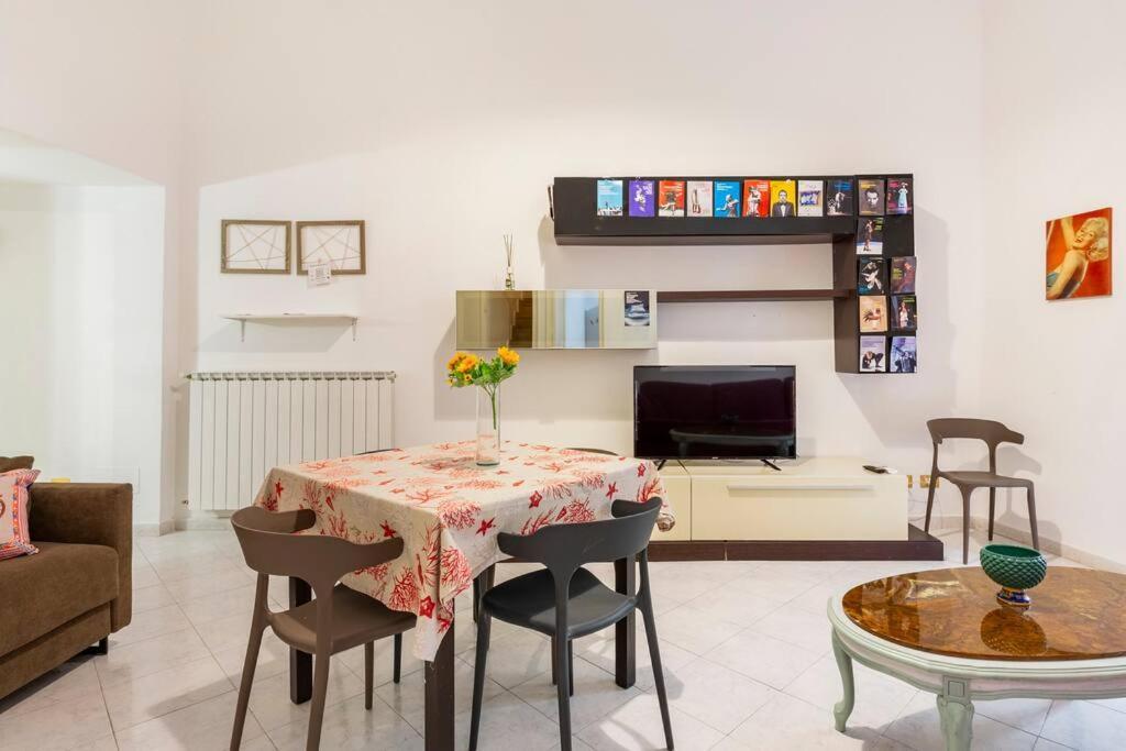 Nonna Lina Apartment Palermo Bagian luar foto